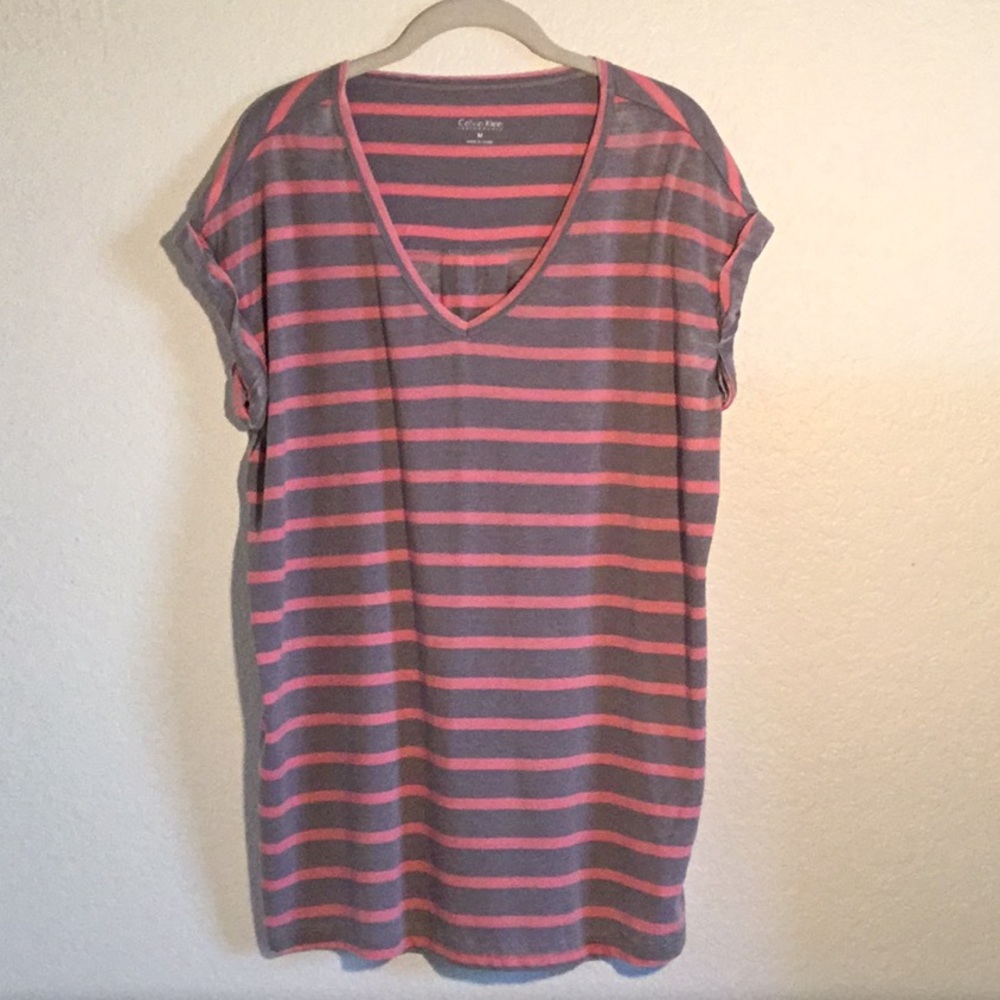 Calvin Klein - Short Sleeve T-shirt - Size M